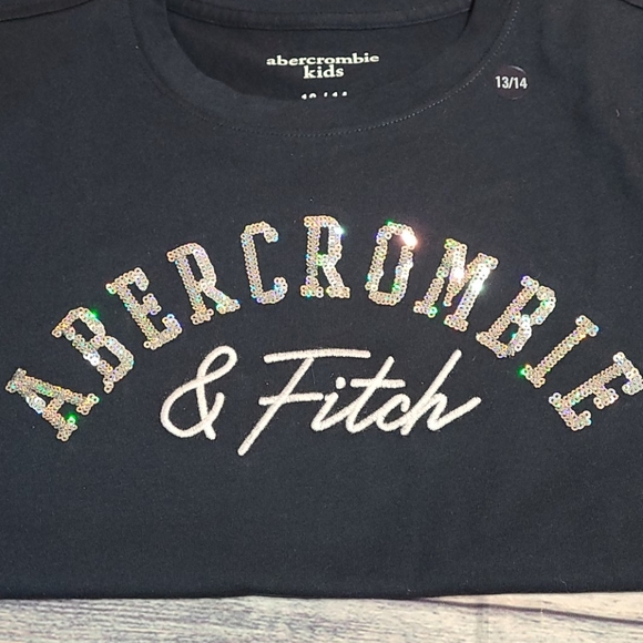 Abercrombie & Fitch shirt, size 13/14 NWT - Picture 2 of 3